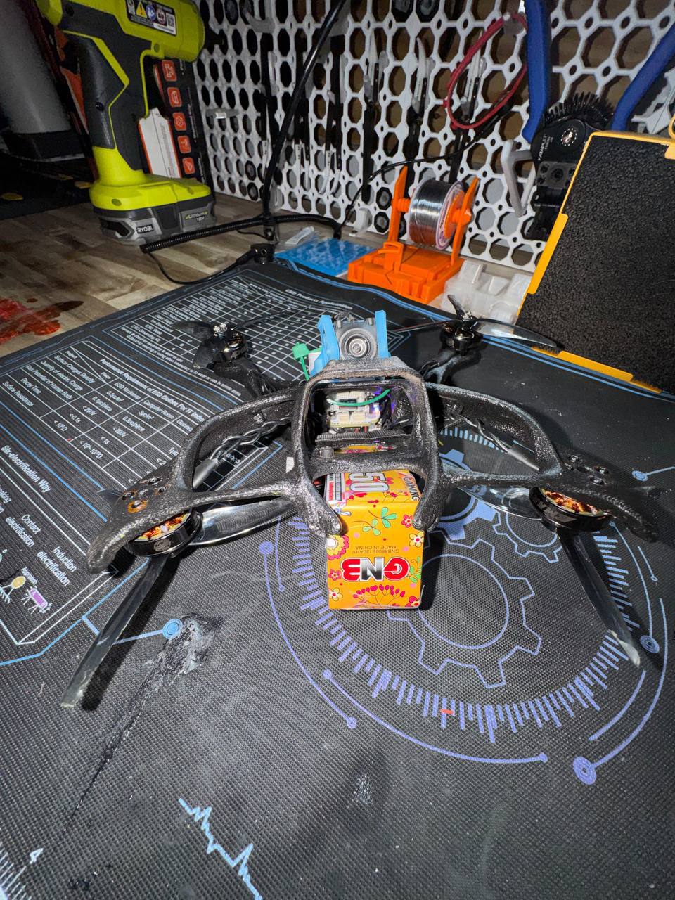 Custom FPV quad with 3D printed frame